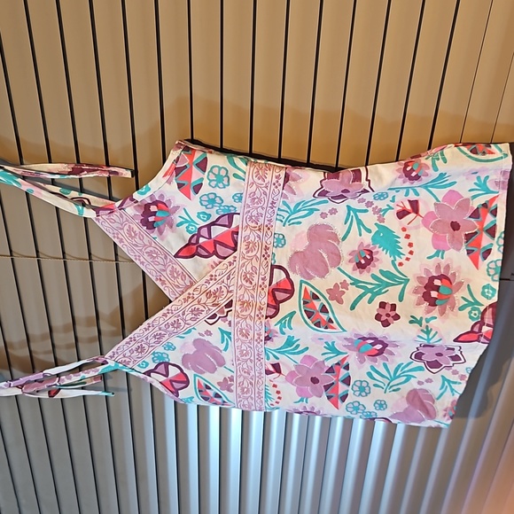 NWoT girls 6-8 monsoon style cotton top cami adjustable tiestrings, never worn - Picture 4 of 9